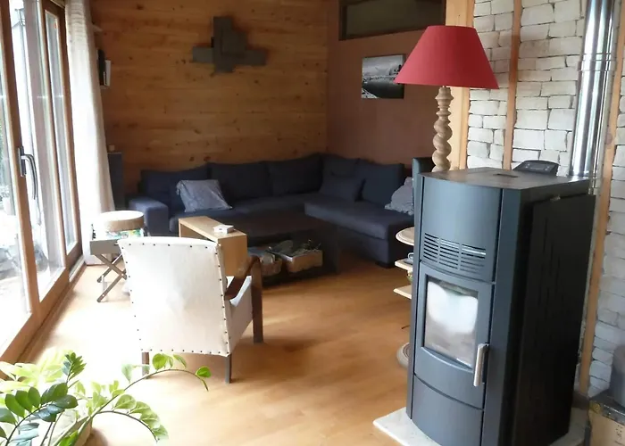 펜션 Maison Familiale Avec Grand Jardin A 마네