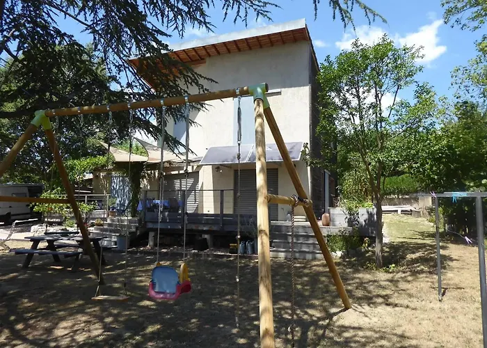 Maison Familiale Avec Grand Jardin A * 마네