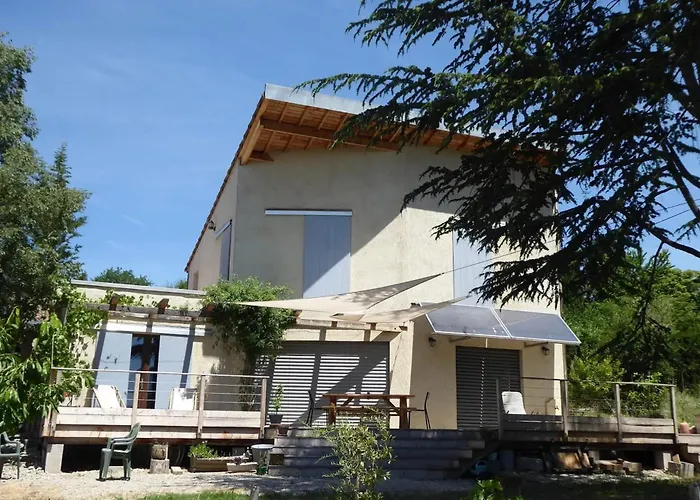 Maison Familiale Avec Grand Jardin A 펜션 *