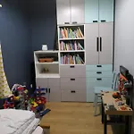 Maison Familiale Avec Grand Jardin A *