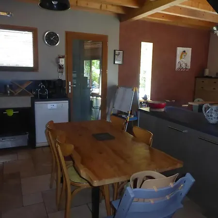 Maison Familiale Avec Grand Jardin A Holiday home