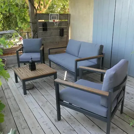 Holiday home Maison Familiale Avec Grand Jardin A *