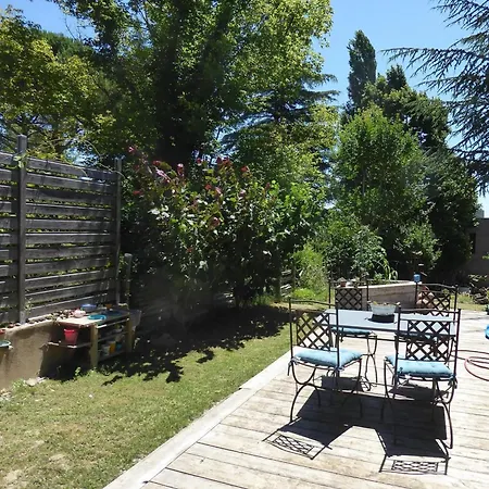 Maison Familiale Avec Grand Jardin A Holiday home