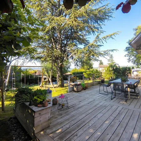 Maison Familiale Avec Grand Jardin A Holiday home