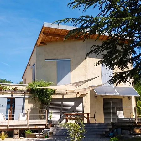 Holiday home Maison Familiale Avec Grand Jardin A *