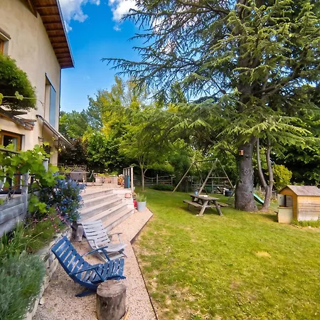 Maison Familiale Avec Grand Jardin A