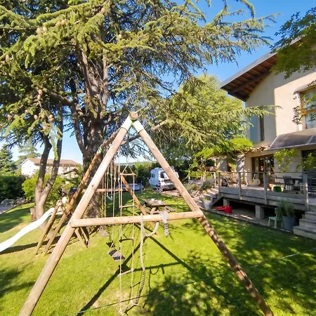 Maison Familiale Avec Grand Jardin A Holiday home Mane (Alpes-de-Haute-Provence)