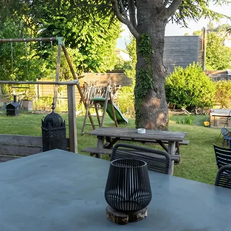 Holiday home Maison Familiale Avec Grand Jardin A *