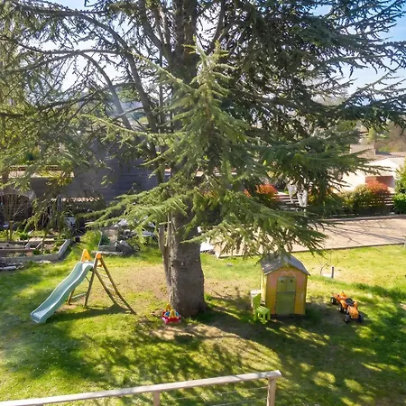Maison Familiale Avec Grand Jardin A