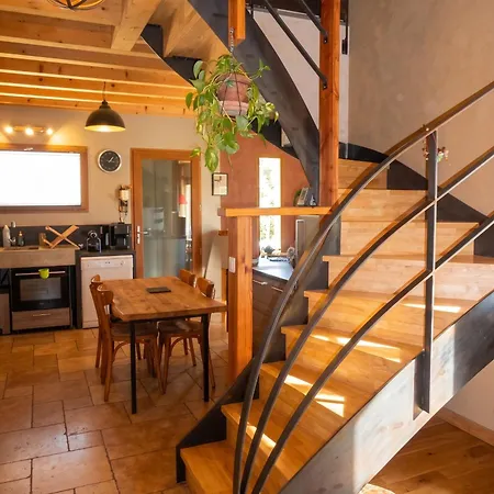 Holiday home Maison Familiale Avec Grand Jardin A *