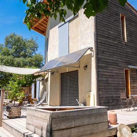Maison Familiale Avec Grand Jardin A * Mane (Alpes-de-Haute-Provence)