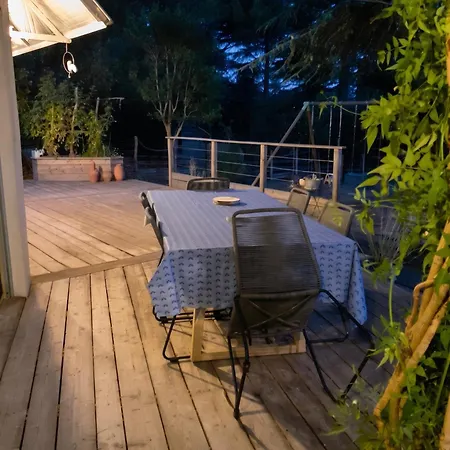 Maison Familiale Avec Grand Jardin A *