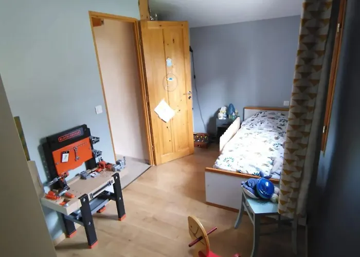 Maison Familiale Avec Grand Jardin A